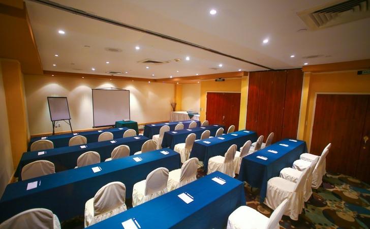 Córdova Krystal Urban® Ciudad Juárez Córdova Krystal Urban® Ciudad Juárez